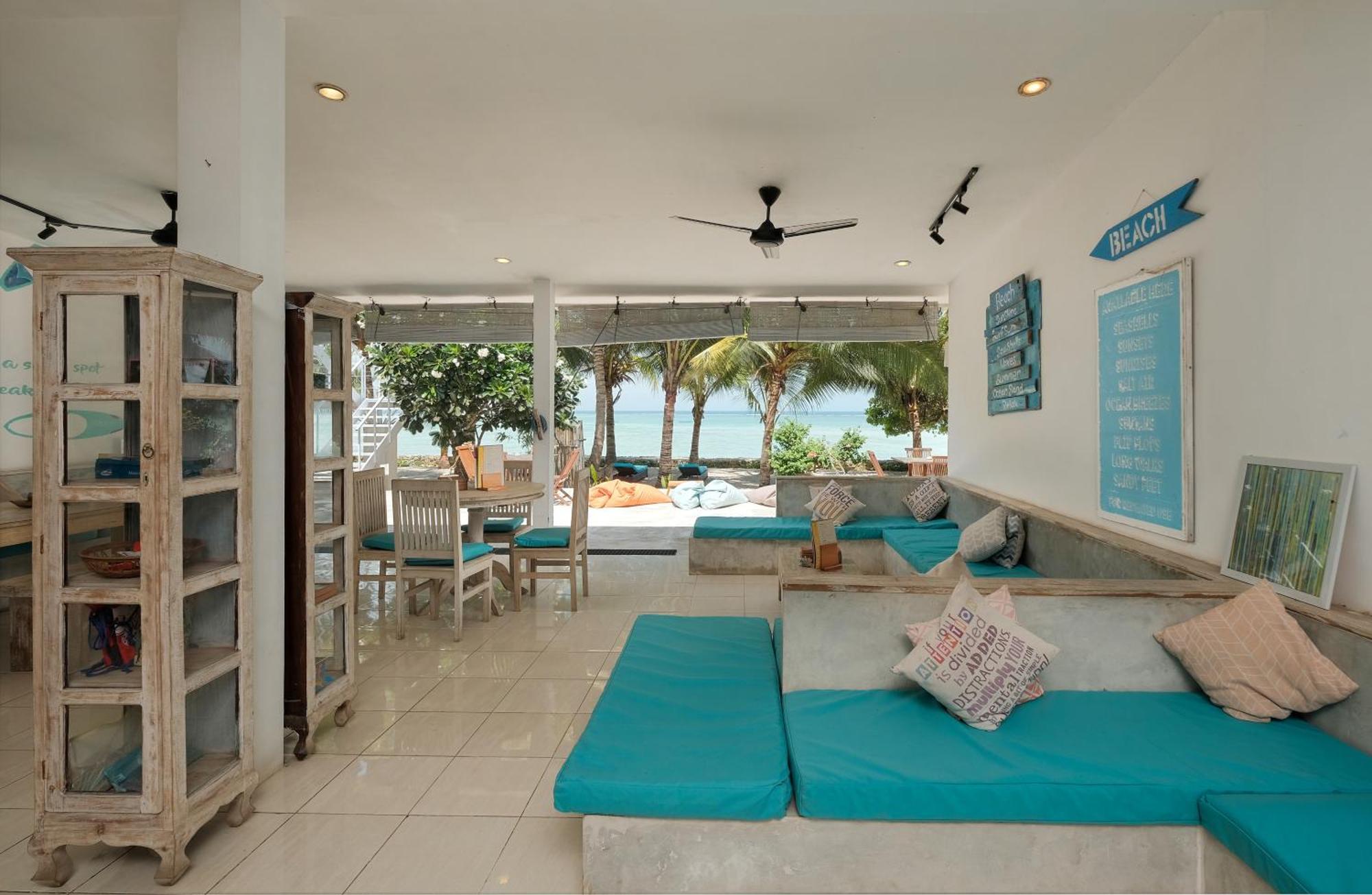 Myamo Beach Lodge Jereweh Bagian luar foto