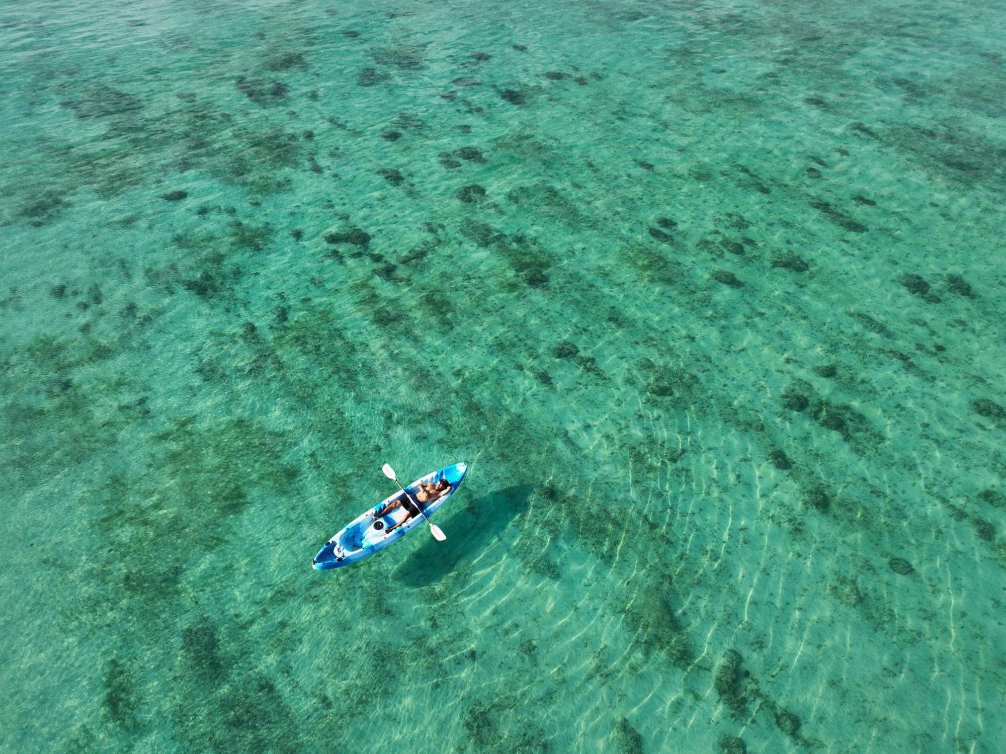 Myamo Beach Lodge Jereweh Bagian luar foto