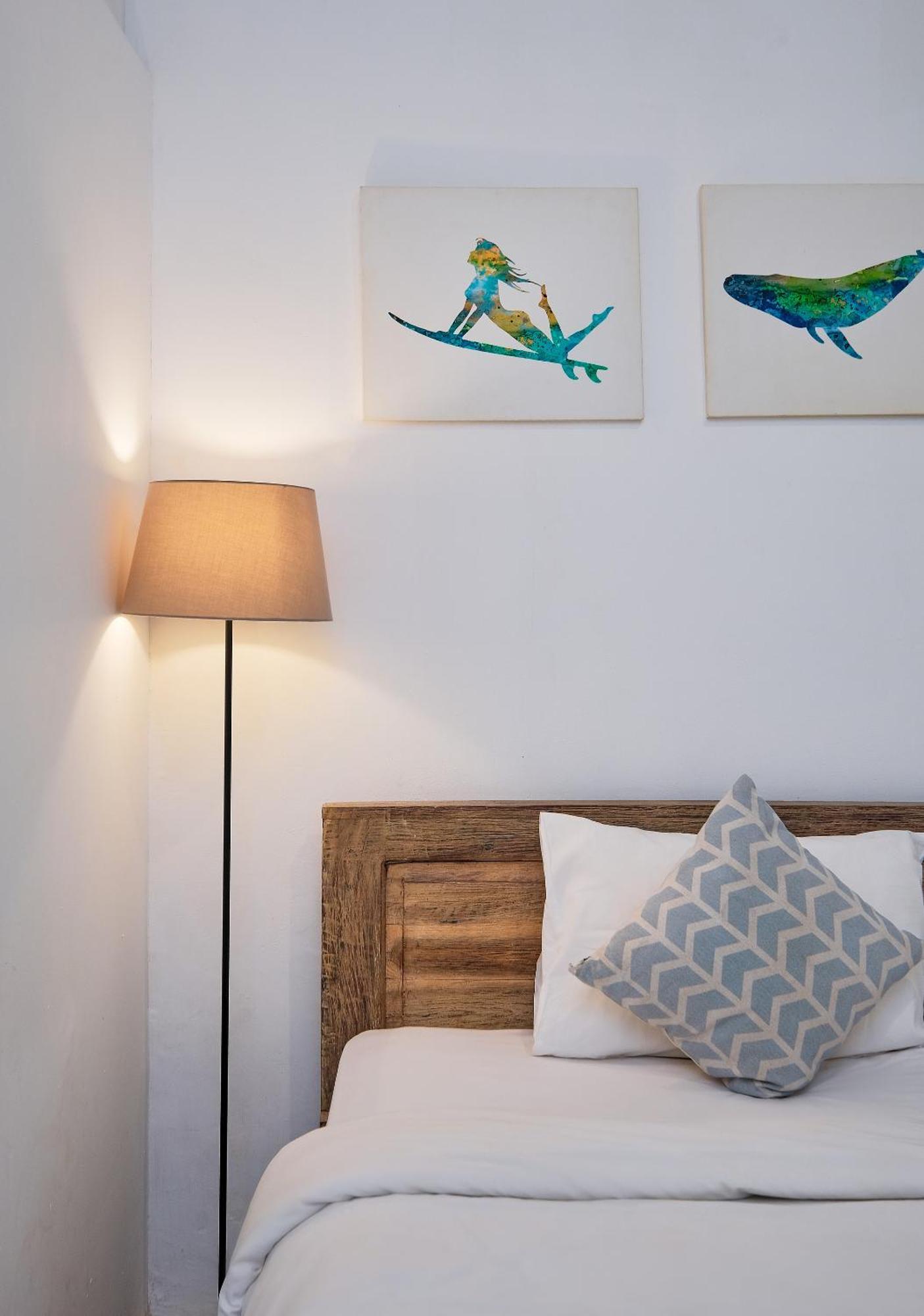 Myamo Beach Lodge Jereweh Bagian luar foto