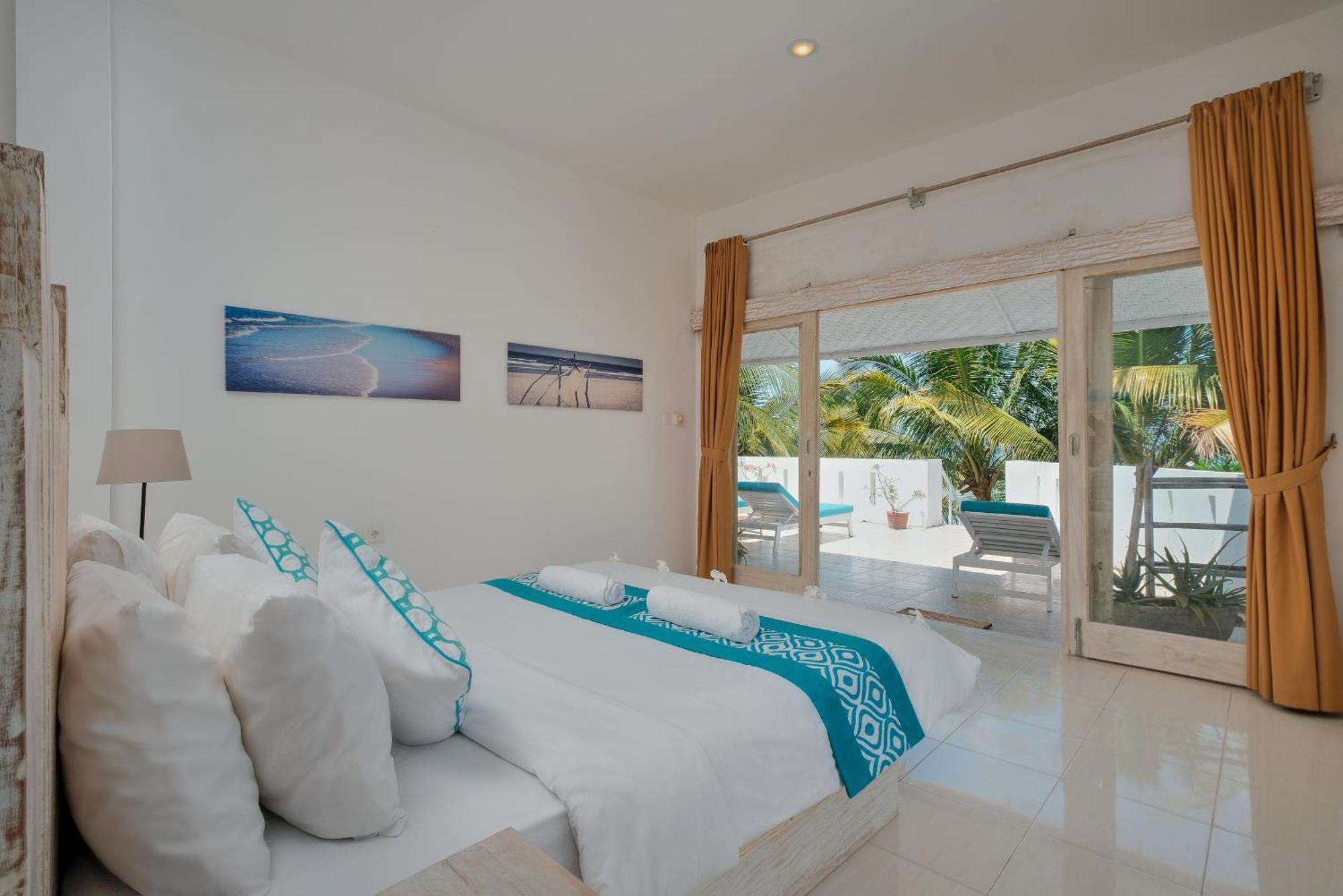 Myamo Beach Lodge Jereweh Bagian luar foto
